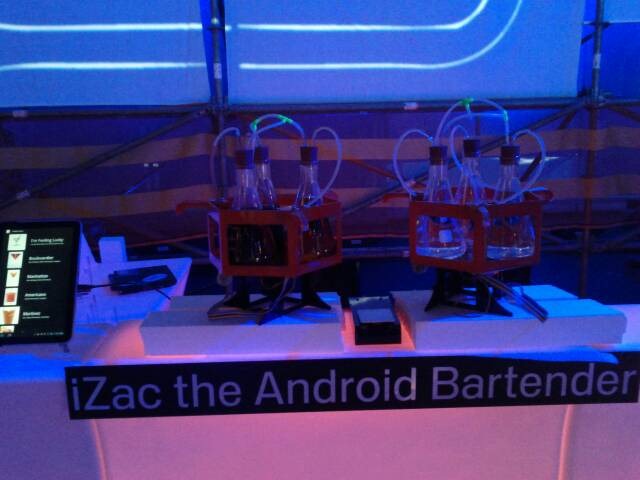 Izarc Android Bartender drink