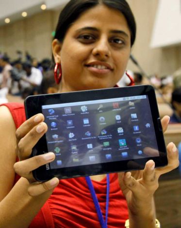Tablet com Android na Índia por $ 41 dólares, Aakash é um sucesso de vendas