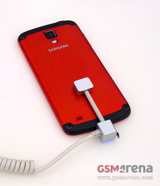 Samsung Galaxy S4 Active vaza em fotos