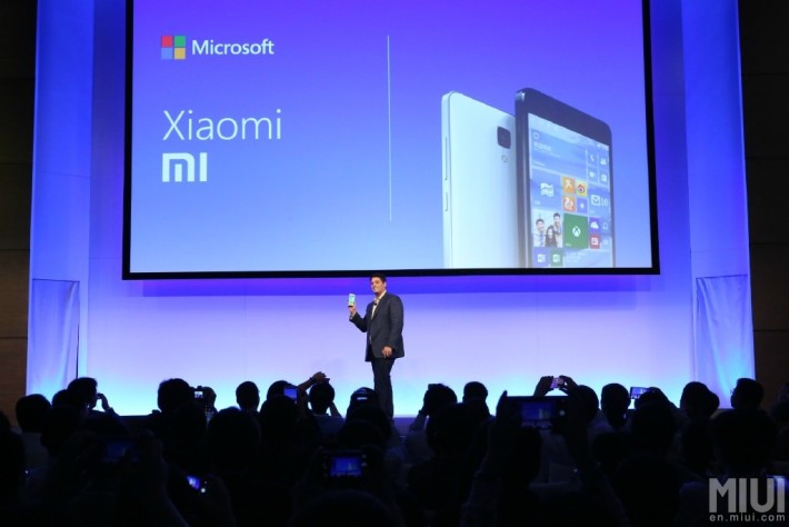 Xiaomi e Microsoft, Windows 10 no Mi 4