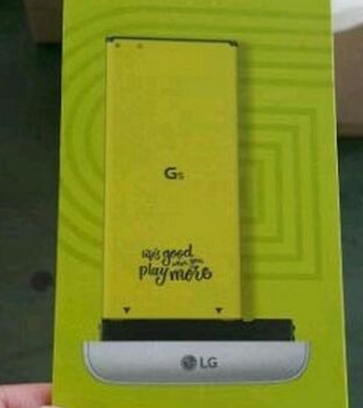Conhecido como Magic Slot, foto mostra bateria removível do LG G5