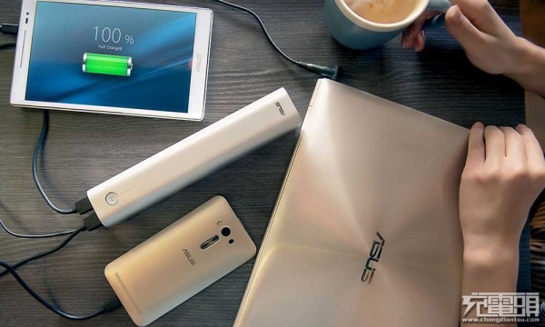 Asus anuncia ZenPower Max, carregador de bateria portátil com 28.600mAh, de metal e com lanterna