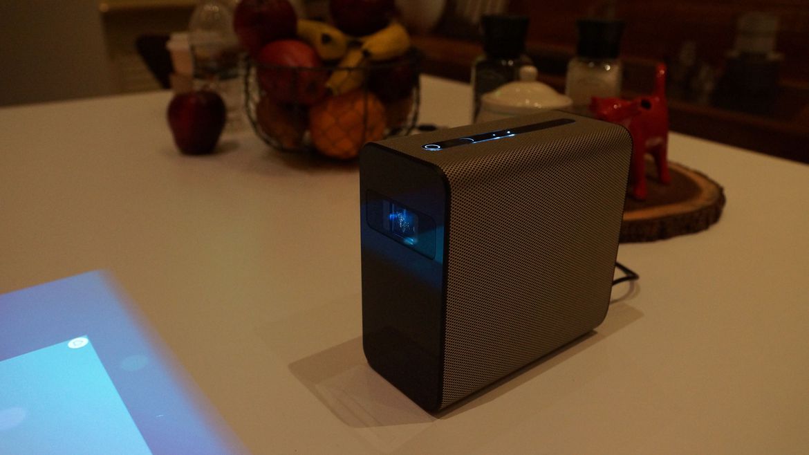 Sony Xperia Projector é apresentando, possui o sistema Android e até a loja Google Play