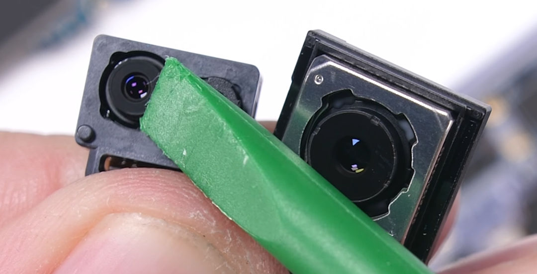 Galaxy S8 chega com estabilizador óptico de imagens na câmera frontal, mas recurso está desativado
