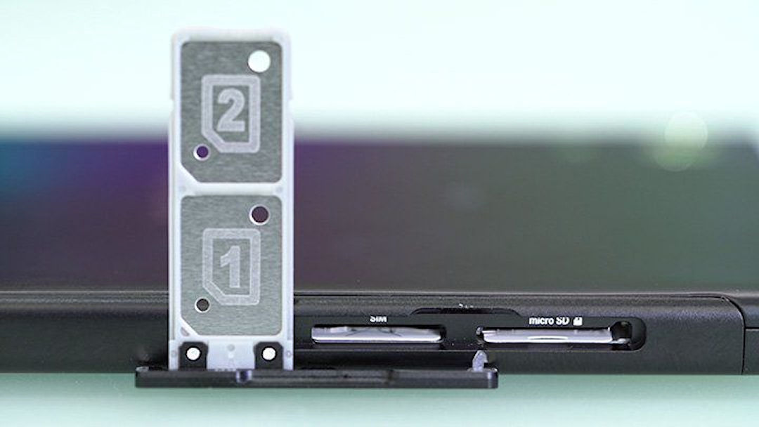 Xperia XZ Premium Dual, Xperia XA1 e XA1 Ultra terão espaço para dois chips e memória microSD ao mesmo tempo
