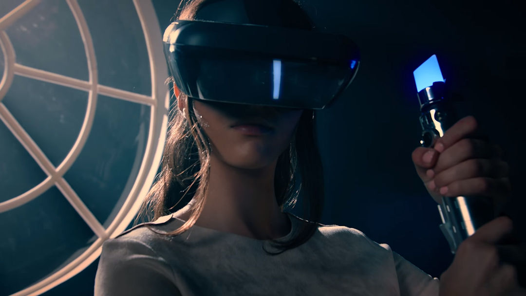 Lenovo e Disney anunciam novo óculo de realidade virtual para fãs de Star Wars e ele tem sabre de luz