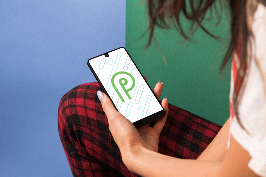 Essential Phone Android 9 Pie