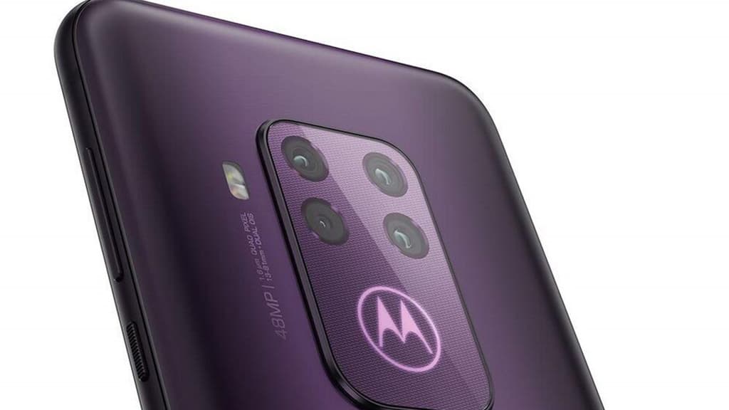 Motorola One Zoom