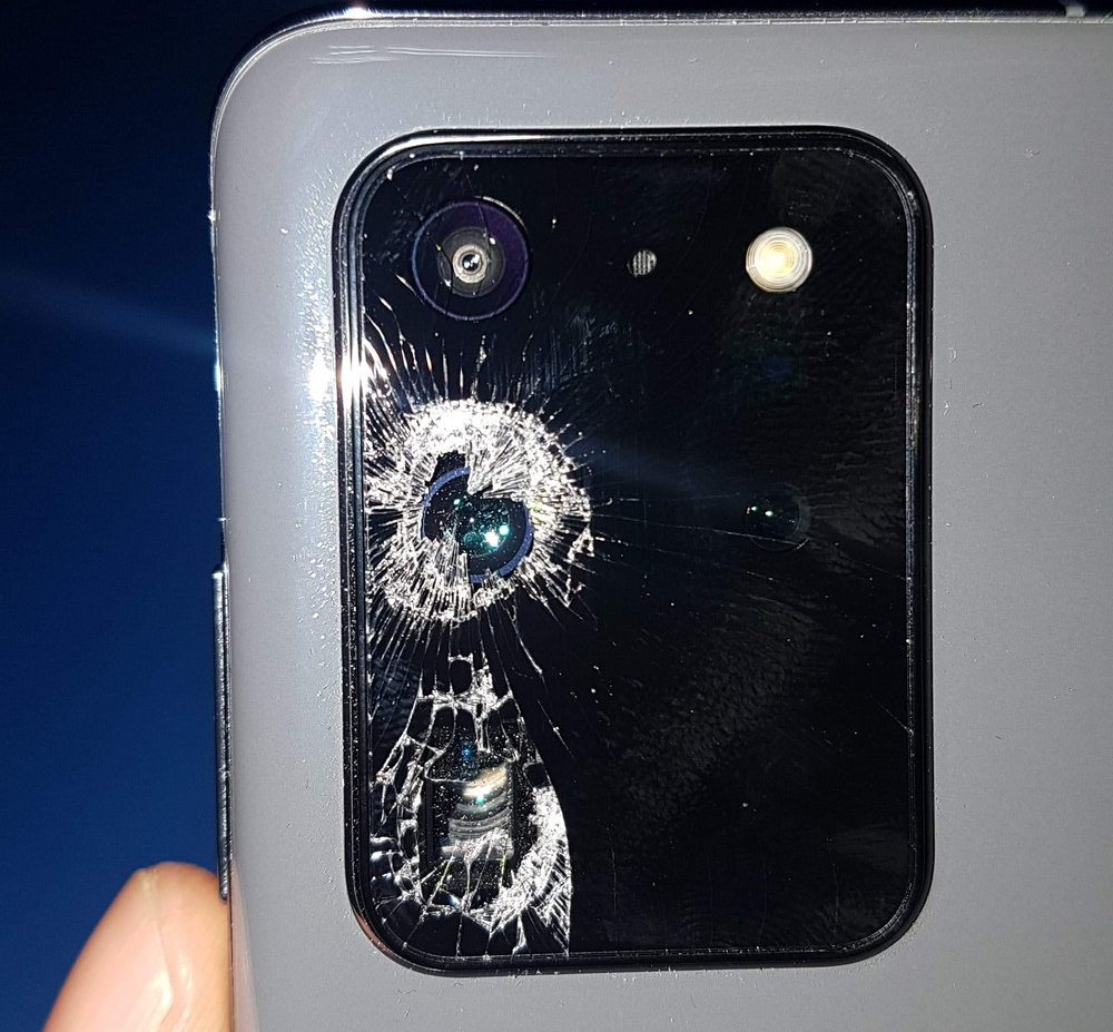 Galaxy S20: Ação coletiva nos EUA reclama do vidro traseiro da câmera que quebra sozinho
