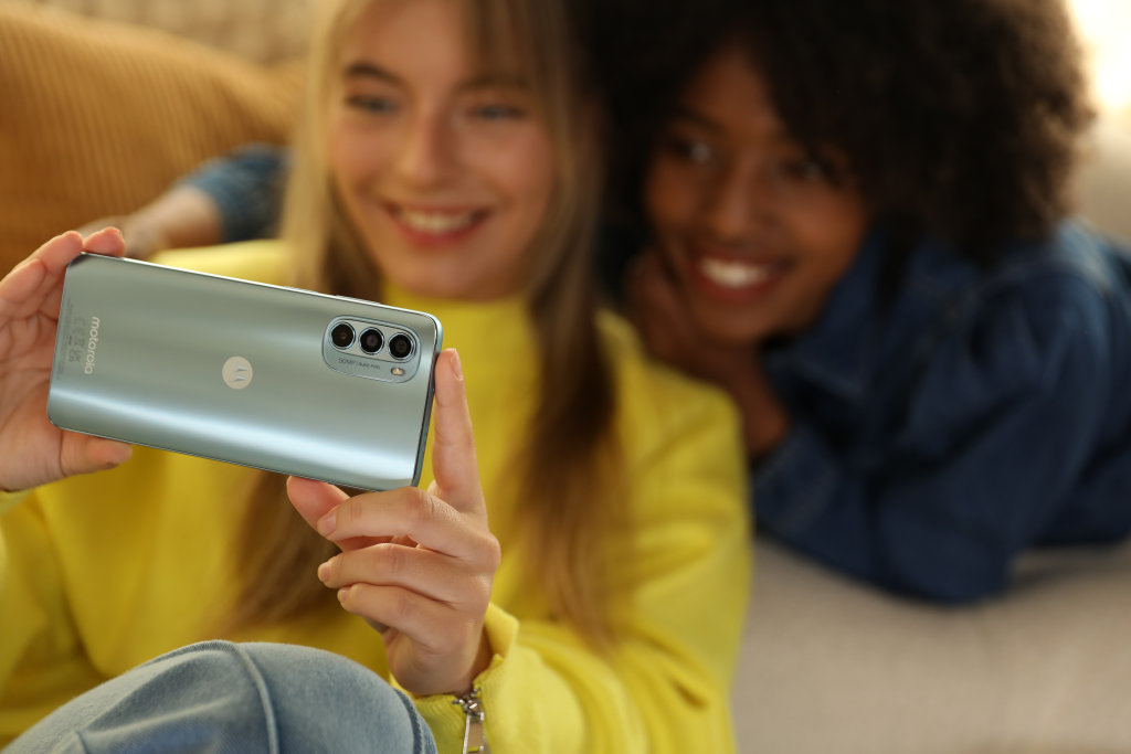 Motorola Moto G62 5G já é vendido no Brasil, confira detalhes
