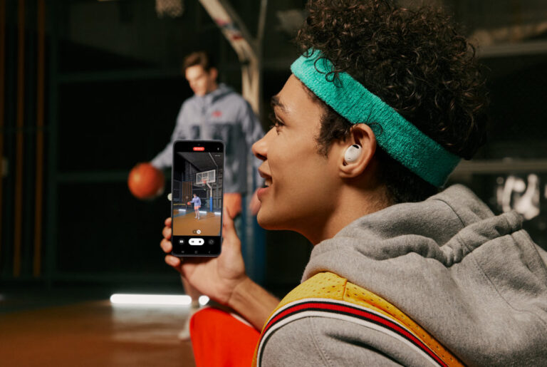 Galaxy Buds 2 Pro em gravação de Áudio em 360 graus na câmera de telefone Galaxy