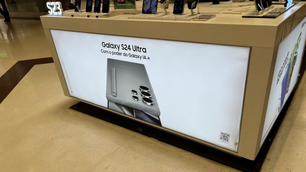 Galaxy S24 Ultra Publicidade em loja no Brasil