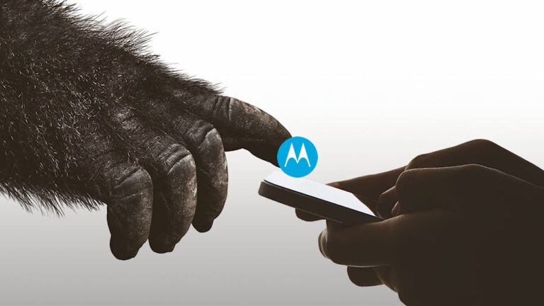 Gorilla Glass Motorola Logo
