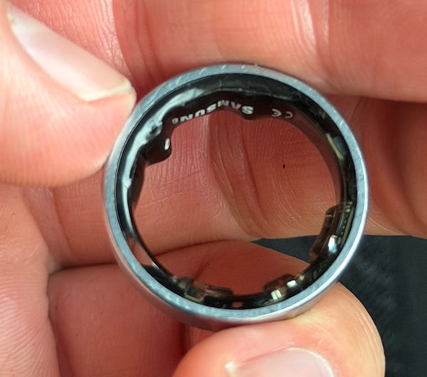 Galaxy Ring com bateria inchada